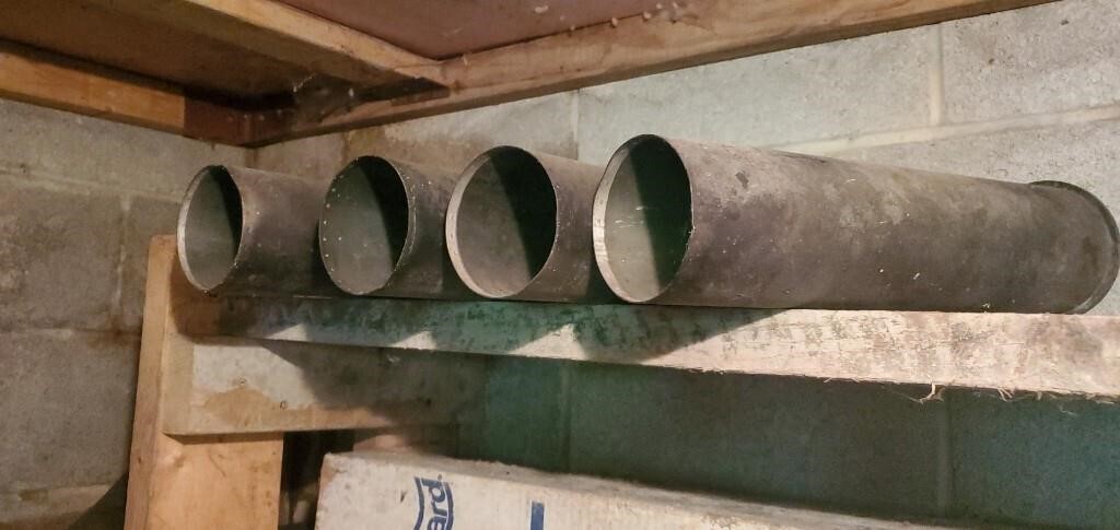 4 Metal pipes