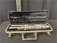 Selmer Bundy USA Flute w/ Hard Case