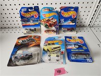 Lot of Hotwheels in box