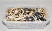 BIN OF MISCELLANEOUS PEARL COSTUME JEWELRY