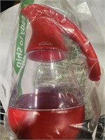 Trudeau 19oz Syrup Dispenser, Candy red