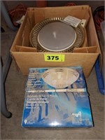 2 X'S BID CEILING LIGHTS IN BOXES