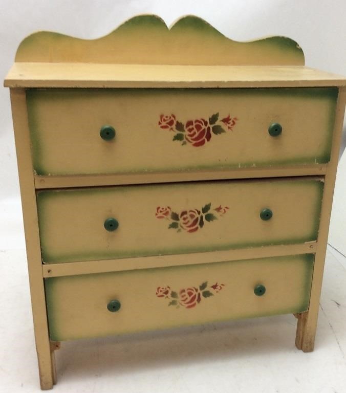 ANTIQUE AIR BRUSHED DOLL DRESSER 17"