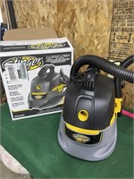 NIB Stinger 2.5-Gallon Wet/Dry Vac