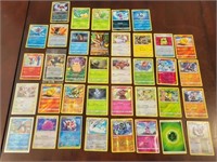 POKEMON HOLO'S AND REVERSE HOLO TRADING CARDS