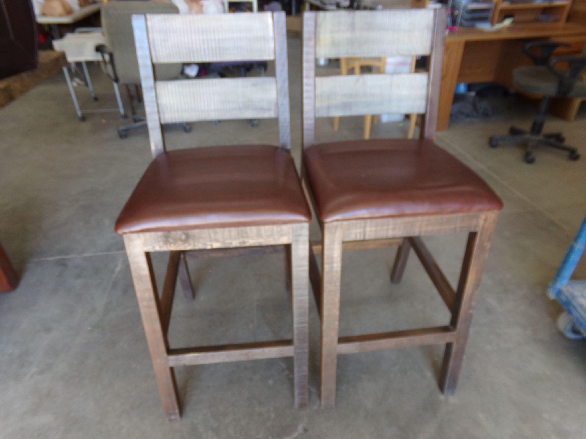 2 tall bar stools