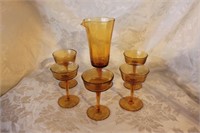 MCM GOLD WINE SET WITH 5 GLASSES