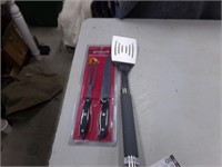 Grilling utensils