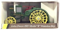 Case Of (5) Ertl John Deere 1915 Model R Tractors