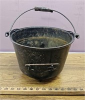 Cast Iron Kettle w 3 Feet and Handle- Needs