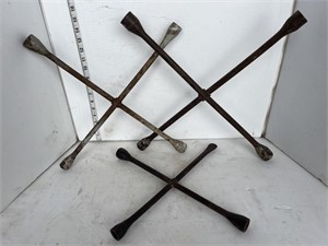 3 tire irons