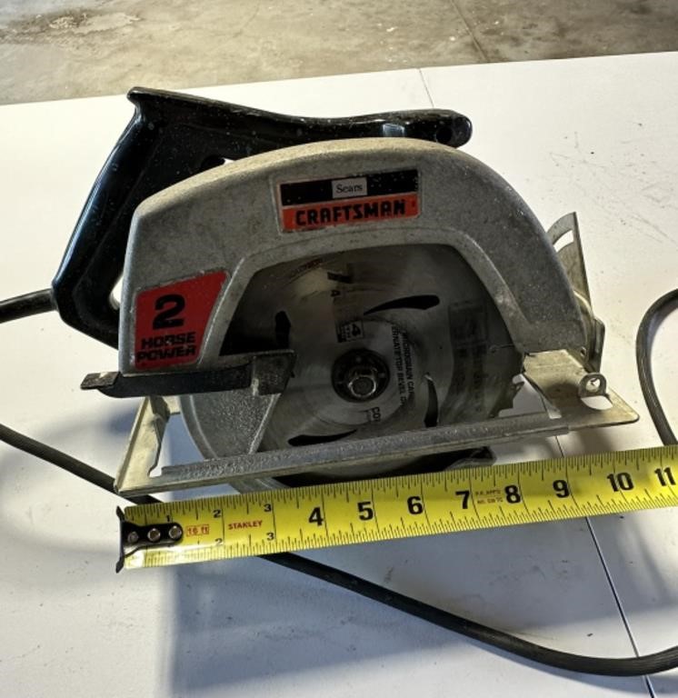 Craftsman 2 hp circular saw (corded) works