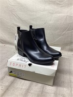 Esprit Zippered Women's Ankle Boots Size 7 M