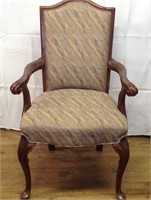 Vintage chair with claw arms