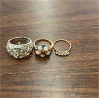 Vintage costume jewelry ring lot
