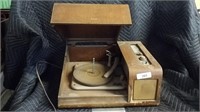 Vintage imperial record player model 554. Missing