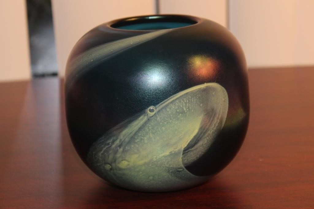 Eickholt Glass Vase/Jar