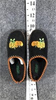 size 7 Halloween slippers