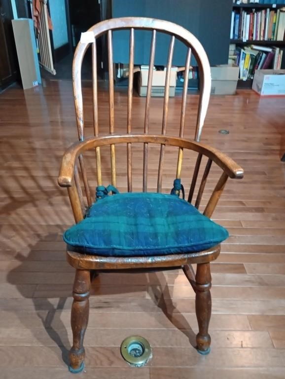 Antique child's Windsor chair