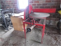 WOODSMAN 3PT HITCH BUZZ SAW WITH PTO SHAFT AND