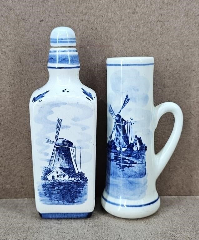 2pc Delft Mini Liquor Bottle & Mug