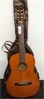YAMAHA JUNIORS ACOUSTIC GUITAR WITH SOFT CASE