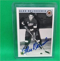Alex Delvecchio Signed 1992 Ultimate Hockey Card