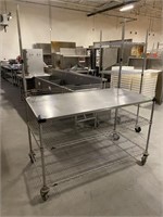 Portable Metro Prep Station With Stainless Steel T