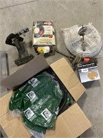 Tools, hardware, windshield seal