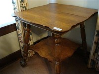 Oak Claw Foot Table