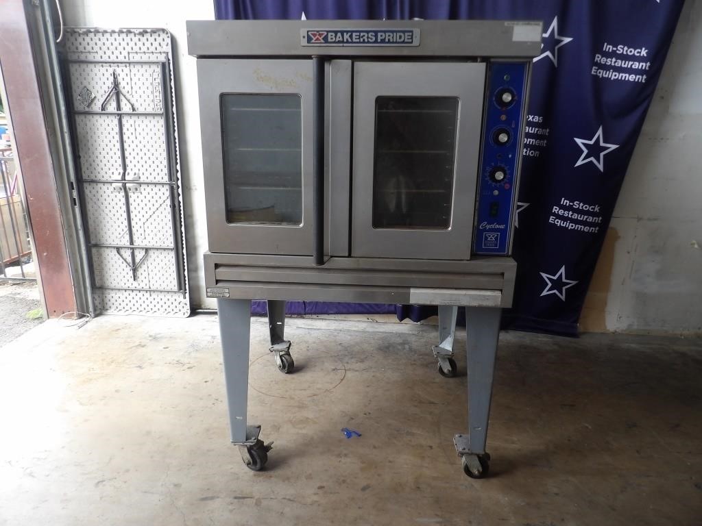 Bakers Pride NG Convection Oven Single Stack  39x4