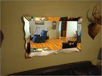 Beautiful wall mirror 32x51