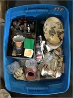 Tub of ceramic ware and glass items