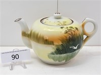T&T Hand-Painted Japanese Tea Pot