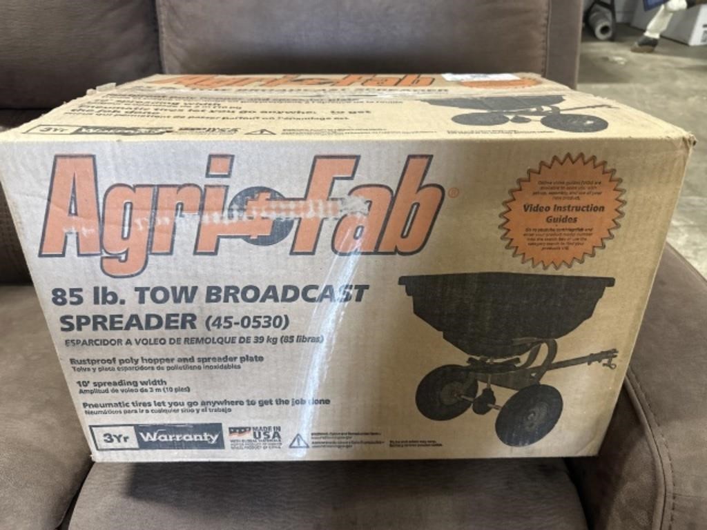 Agri-Fab 85lb tow broadcast spreader in box