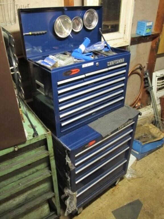 CRAFTSMAN TOOL BOX FULL.  EVERY DRAWER IS FULL