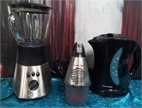 11 - COFFEE MAKERS & HAND MIXER (A63)