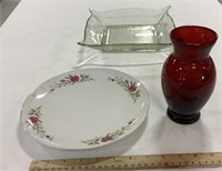 Glassware lot w/red vase