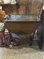 WOODEN TEA CART WITH REMOVABLE TRAY - NEEDS