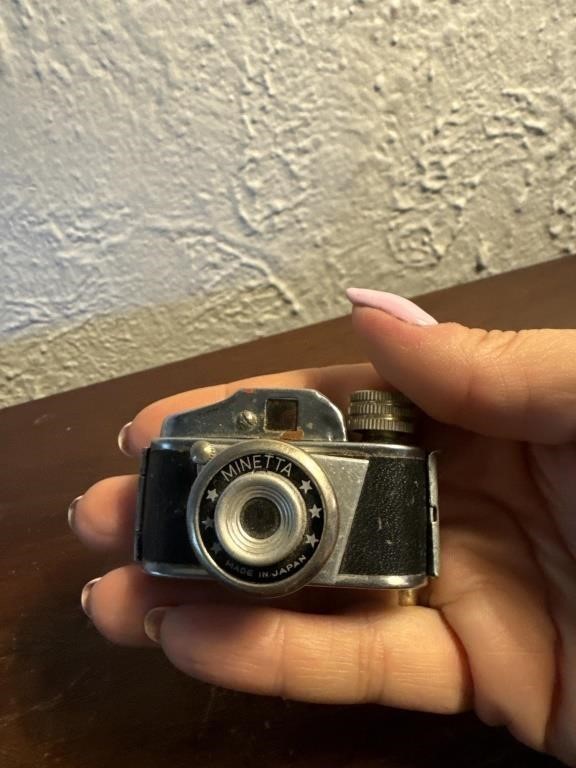 Minetta Vintage Japanese Miniature camera