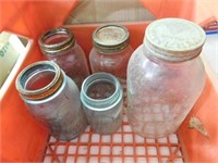 Chestnut Ridge Dairy Milk Carrier - canning jars