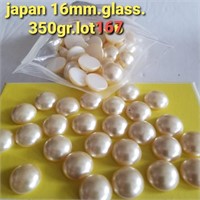 JAPAN VTG 16MM GLASS IVORY 1/2 PEARL FLAT BACK 350