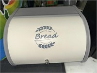 TIN BREAD BOX