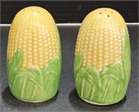 (AQ) Corn On The Cob Salt and Pepper Shakers 4"