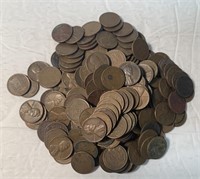 (200) Assorted Date & Mint Wheat Pennies