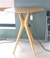 ROUND BAMBOO PUB TABLE