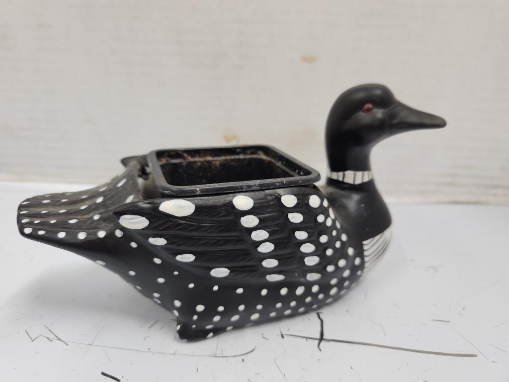 Small Loon Planter