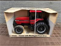 Ertl 1/16 Case International 7130 4WD Tractor