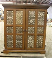 TV Cabinet, 23"x40"x43" Approx