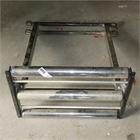 Folding Roller Stand